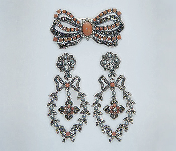 Brosche Ohrring mit Koralle und Perlen Viktorianischer Stil & Steine 007